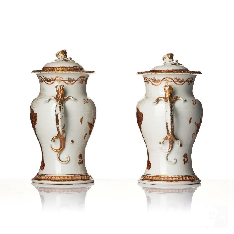 A pair of fine Chinese Export vases with covers, - 图2